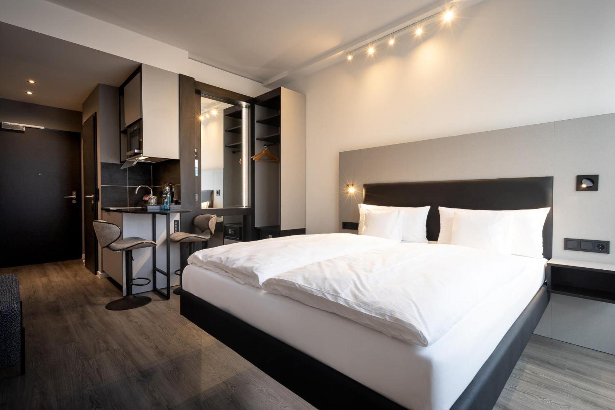 Ginn Apartment-Hotel Stuttgart-Esslingen Esslingen am Neckar Екстериор снимка